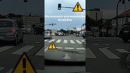 Wymuszenie pierwszeństwa - Kraków #shorts #rikordwidjo