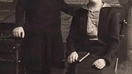 Kazimiera z Salomeą Filomeną Bartoszewiczową.  Matka i babcia Alwidy Bajor, Wilno, 1926 r.