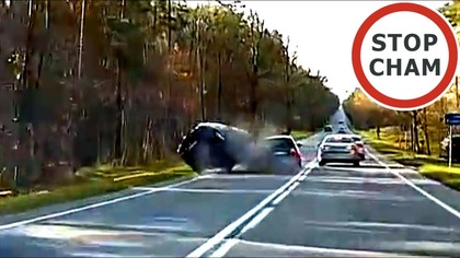 Wypadek na DK22 - wielokrotne dachowanie #2066 Wasze Filmy