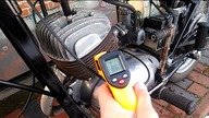 SHL M11 pomiar temperatury cylindra pirometrem Termometrem laserowym (test zacierania)