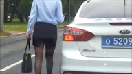 Tak prawidłowo powinna wyglądać policjantka