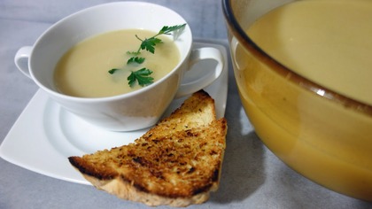 Zupa cebulowa krem.  Jak zrobić pyszną zupę cebulową?