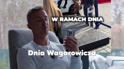 8 latek robi 40 podciągnięć na drążku Taką glizdą to ja 60 podciągnięć zrobię. 