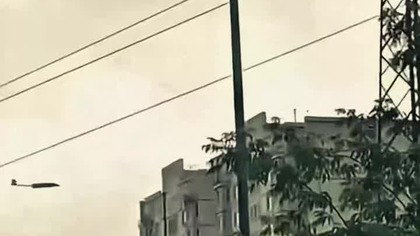  ,   ! ,   ?)