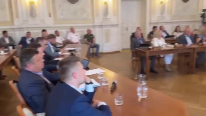 Polacy mówią STOP nielegalnej migracji! Chcą bezpieczeństwa u siebie mp4 686x432