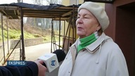 Konstrukcja przed oknami utrudnia jej życie.  Spółdzielnia odpowiada