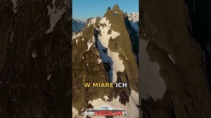 Niemal idealna piramida w sercu Antarktydy  natura, czy coś więcej?
