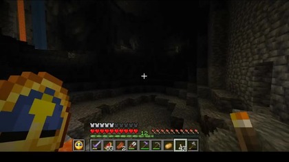 The spider fell and died #minecraft #memes #gaming #game #funny #Short #Shorts #Cave
