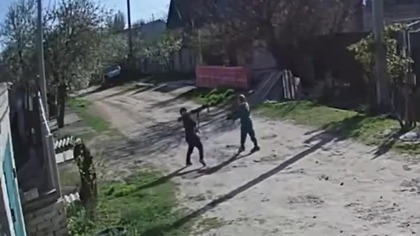 Na Ukrainie dzieci zaczęły bawić się bazooką, którą znalazły leżącą dookoła i skończyło się na tym  mp4 686x432