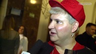 Michał Witkowski w odlotowej kreacji | Wideoportal