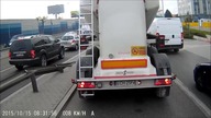 Nie wiesz że z prawej mają pierwszeństwo?