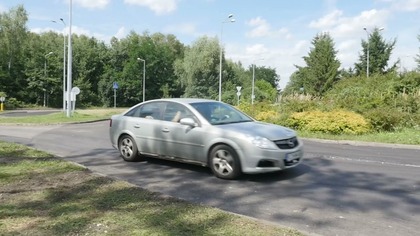 Drogowcy zakończyli wymianę asfaltu na dwóch rondach na Azotce u zbiegu ulicy Młynarskiej. W piątek, 8 sierpnia, kierowcy mogli już korzystać z drugiego z rond  przy skrzyżowaniu ulic Młynarskiej, Szelonka, Piaskowej i Lonty.


Materiał pochodzi ze strony https://www.jaw.pl
#jaworzno #jawpl