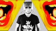 Chwytak vs.  Sak Noel - Umyj se luloka ( Dj Janek rmx ) / Loca People - Polish Parody :)