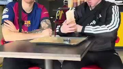 SEBA I ŁYSY KARMIĄ DZIECI KEBABEM