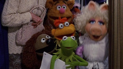 Kermit and his friends go to New York City to get their musical on Broadway only to find its a more difficult task than they anticipated.