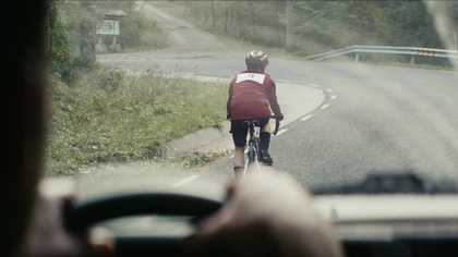 Gatunek: Dramat
Premiera: 29 czerwca 2022 (Światowa)
Reżyseria: Giordano Gederlini
Scenariusz: Giordano Gederlini
Produkcja: Belgia, Hiszpania, Francja
Czas trwania: 1h 40m

..::OPIS::..

Po śmierci syna zamieszanego w napad, Leo staje na drodze bezwzględnych przestępc&oacute;w.

..::OBSADA::..

 Antonio de la Torre .... Leo Casta&ntilde;eda
 Marine Vacth .... Virginie
 Olivier Gourmet .... Komisarz
 Tibo Vandenborre .... Arsen
 Fabrice Adde .... Carl
