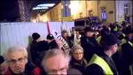 Jarosław przeproś za Banderę. Awantura po zakończeniu miesięcznicy smoleńskiej