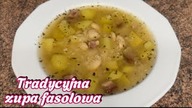 Tradycyjna zupa fasolowa z boczkiem wędzonym i ziemniakami - najprostszy przepis!