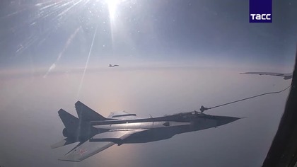 Rosyjskie MIG-31 z rakietami KINDŻAŁ przeprowadziły loty nad Morzem Japońskim