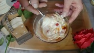 Przepis na sos do Burgerów , Kebab , Hond dog Pizza .  Bardzo łatwe szybkie i tanie w 2 minuty .