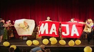 Pszczółka Maja (fragm.  spektaklu Przeżyj to sam)