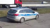 Policja na A4 blokuje ciężarówki i tworzy gigantyczny korek 18+