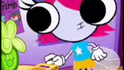 Maggie Pesky and Mundi is calling the phone