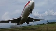 Linia kazała pilotom latać przeciążonymi samolotami...  w końcu się rozbili