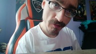 Mam uszkoknego Małego Pala u prawej Dłoni