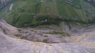 Wypadek podczas skoku base jump +18