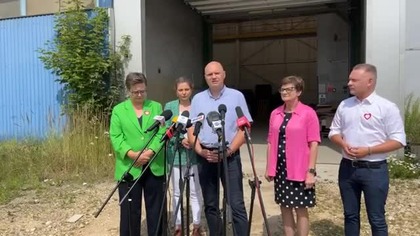 [KO]: Nielegalne składowisko odpad&oacute;w niebezpiecznych w Mysłowicach.