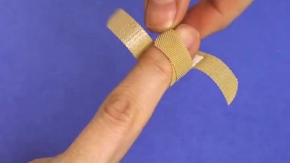 Okazuje się że całe życie źle zakładałem plaster