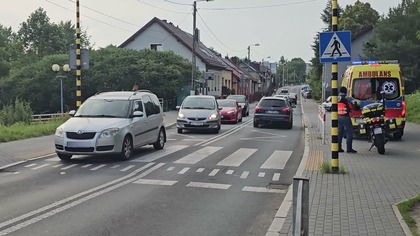 Potrącenie na wyniesionym przejściu dla pieszych