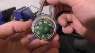 Zamek szyfrowy Hampton otworzony metodą na podkładkę - Hampton Lock Shim, Bypassed