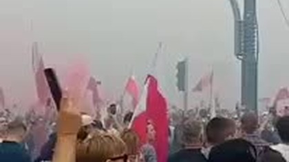 1 sierpnia 2025 roku Rondo Dmowskiego śpiewanie piosenki Sen O Warszawie