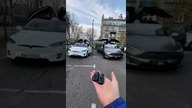 Jak spektakularnie zamknąć drzwi w Tesli Model X?