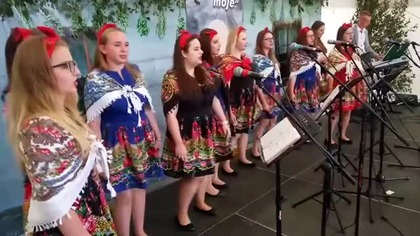 Słowianki z Bychawki na Dożynkach w Markuszowie