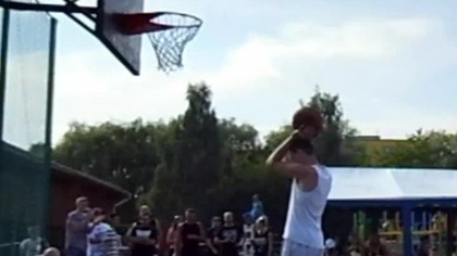 Prawie wpadłem w TABLICE! #basketball