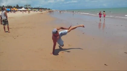 PEOPLE ARE AWESOME (Summer Edition) 