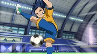 Inazuma Eleven GO Chrono Stone 04 - Ostatnia Piłka!