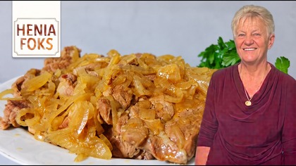 Bitki z karczku z cebula  miekkie i soczyste.  Prosty domowy obiad!