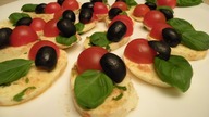 Salatka z mozzarelli - Video-Kuchnia. pl
