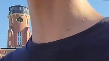 MŁODY CHŁOPAK WYRZUCONY Z WIECU TRZASKOWSKIEGO