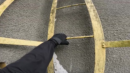 CHODZĘ PO OPUSZCZONEJ FABRYCE - ZNALAZŁEM WÓZKI WIDŁOWE I WSPIĄŁEM SIĘ NA SILOS - URBEX POLSKA