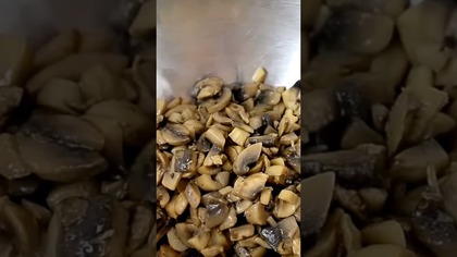 Sałatka z pieczarkami, czerwoną fasolką i porem #shorts #smakowitedania #recipe #food