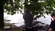 Kompilacja zabaw na wodzie kończącymi się porażkami