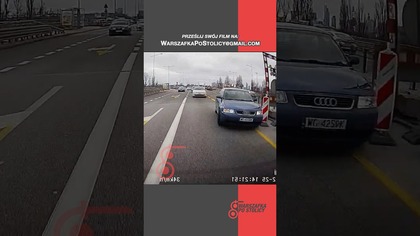 Nie wpuścił na zwężeniu  czy to usprawiedliwia późniejsze zachowanie? #warszawa #dashcam
