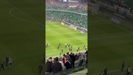 Spięcie po meczu Legia - Widzew.  Augustyniak uciszał kibiców