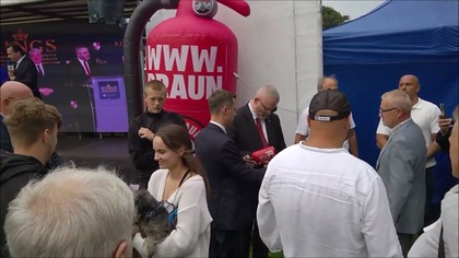 2.  Tu jest Polska