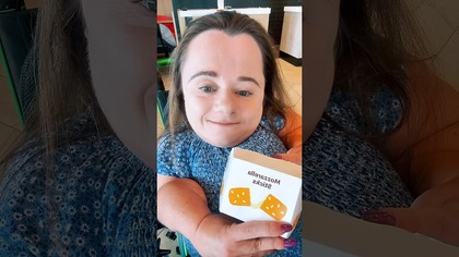 Test Mozzarella Sticks z McDonalds  | #shorts | Magdalena Augustynowicz